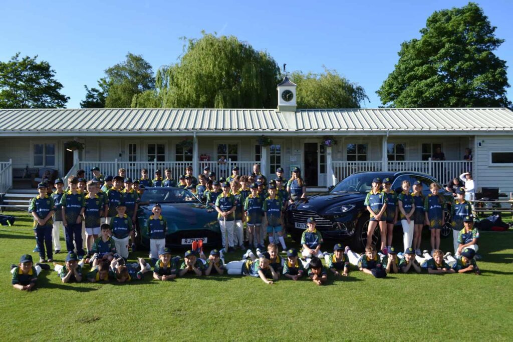 Aston Martin Reading Sponsors Henley Cricket Club Juniors