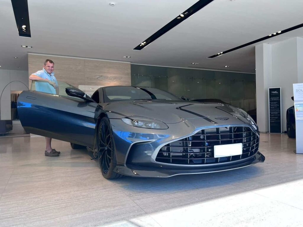 Aston Martin driver, Paul Dilley, says thank you with marathon run